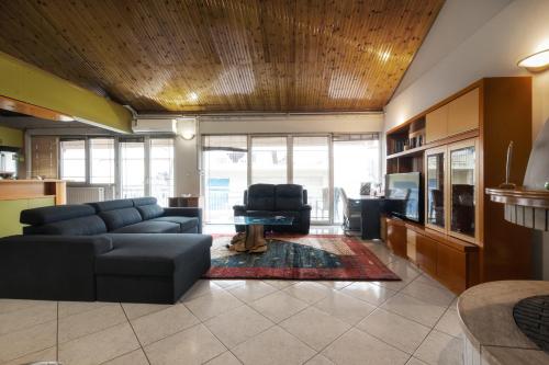 Lovely 150sqm maisonette with an attic in Larissa