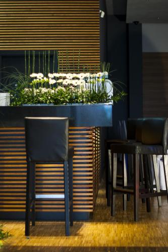 Паб/Коктейль-бар, Hotel Eden in Rzgów