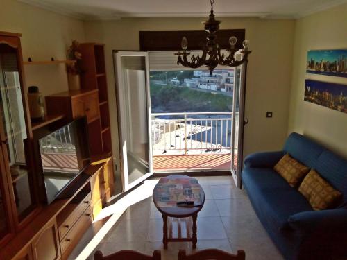 7447 Apartment 3 Bedrooms with WiFi and Sea views