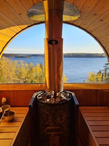 Sauna, Archipelago villa, cabin & sauna jacuzzi with sea view, 30 minutes from Stockholm in Tyresö