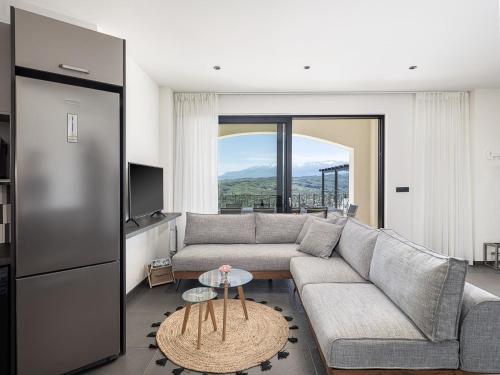 Luxury Apartment with private pool in Voukolies