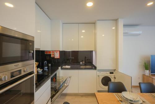 Alameda 74 Luxury Apartment & Parking by Home Sweet Home Aveiro 5