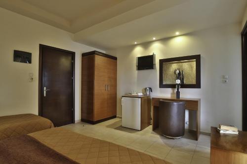 Saint Amon Hotel - image 3