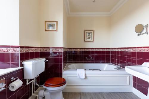 The Edinburgh Residence - image 13