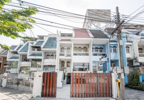 168House(B)near BTS -Iconsiam