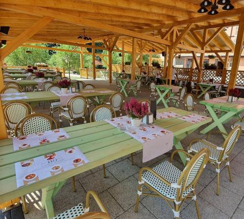 Hanul Greweln in เมดาส