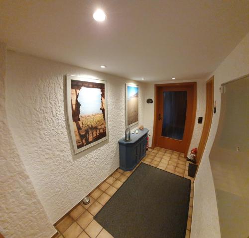Ieeja, Ferienwohnung Schwarzwald mit Terrasse & Parkplatz in Dornhan