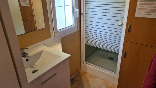 Le Saint Clair - image 13