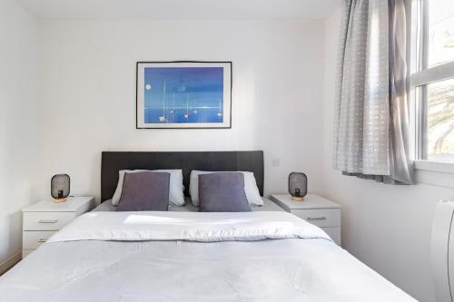 Nice Flat 5 min walking from the sea - Tap to explore photos