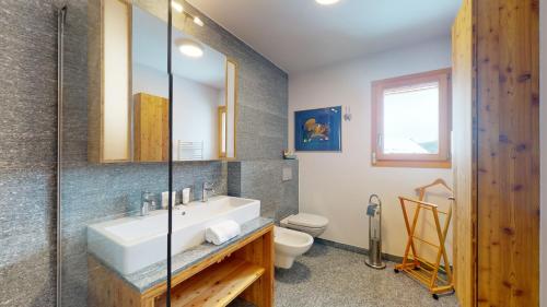 Etoiles des Neiges LUXE & JACUZZI chalet 12 pers - image 4