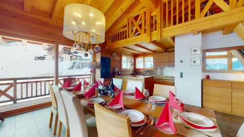 Etoiles des Neiges LUXE & JACUZZI chalet 12 pers - image 9