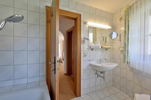 Hotel Waldheim Garni – Mayrhofen, IL