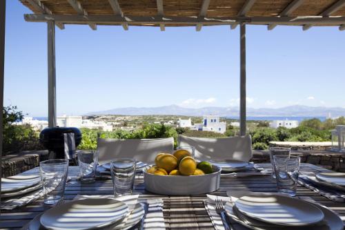 Kallisti Daphne · Gorgeous Villa - an oasis for 8 people Paros