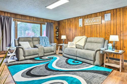 Salamanca Home about 9 Mi to Holiday Valley Resort in Salamanca, USA
