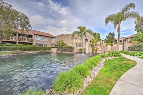Vibrant Solana Beach Condo, 1 Mi to Beaches! in Solana Beach, USA