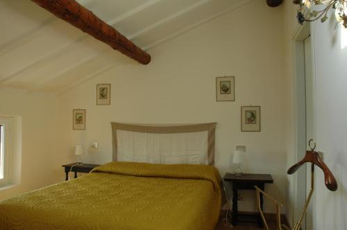 Double Room with Lake View image 10