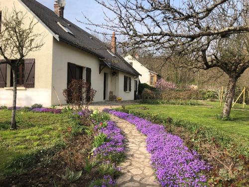 Le clos fleuri - Chambres d'hôtes - Chambre d'hôtes - Veuzain-sur-Loire