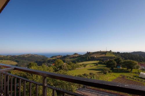 Casa Rural Zelaieta BerriBi in Itziar