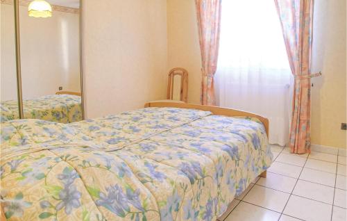 Three-Bedroom Holiday Home in La Tranche sur Mer - image 6