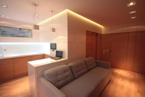 Modern & Resto Apartments 4