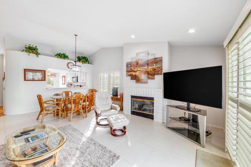 Royale Retreat Permit# STR2022-0239 in Palm Desert, USA