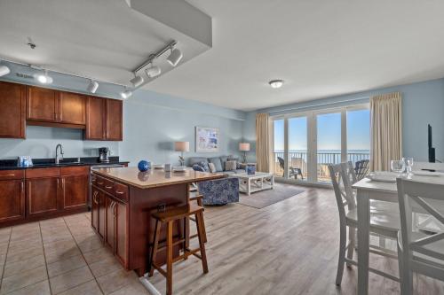 Laketown Wharf Resort #1518 by Book That Condo - image 12