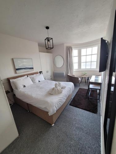 Sea View flat 4 fast WIFI & FREE parking, Cumbria