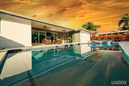 NO Miami Family Home 5BR Heated Pool & Jacuzzi in Tamiami, Vereinigte Staaten von Amerika