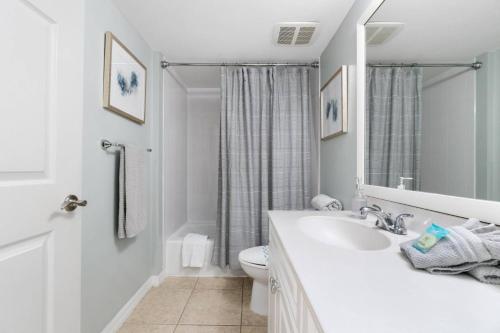 Collier Condo #202 - image 9
