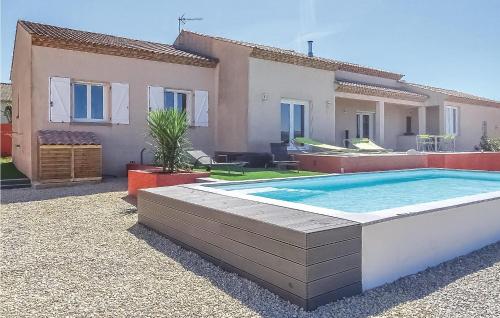 3 Bedroom Cozy Home In Quarante