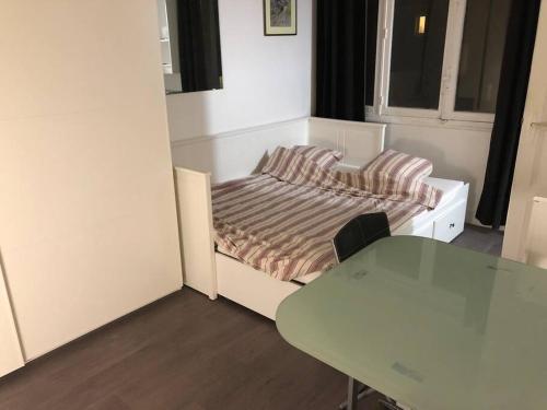 Beau appartement,proche de métro, Parigi