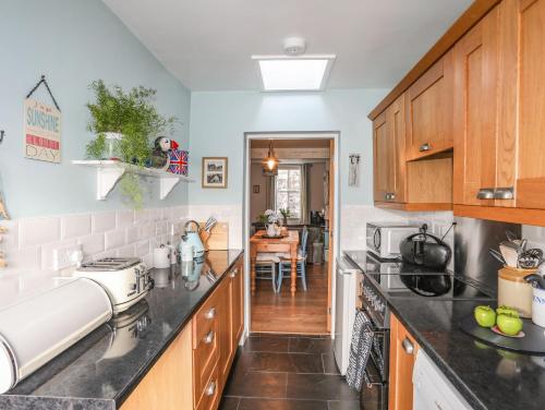 14 Rose Hill - image 5