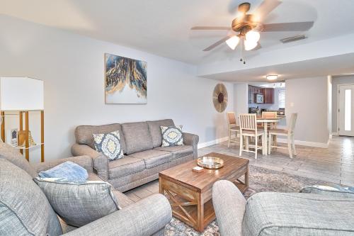 South Tampa Retreat Fenced Yard, Top Location! in Tampa, USA