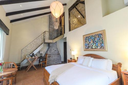 1 king bed, 2 twin beds