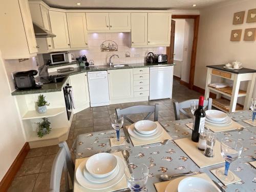 Tangaer Cottage - image 7
