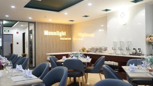 Moonlight Nha Trang Hotel - 레스토랑