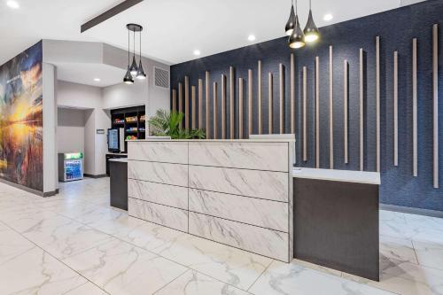 LaQuinta Suites by Wyndham South Bend Notre Dame Area in South Bend, USA