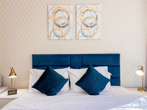 Cosmos Living Elegant Studio Near Metro, Dubai (photo 5)