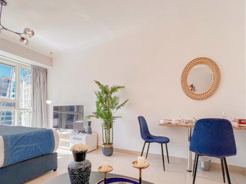 Cosmos Living Elegant Studio Near Metro, Dubai (photo 6)