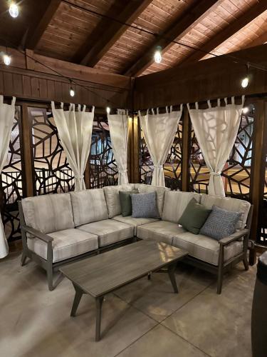 Maple Suite - Main Street Lodge in Berlin Maple Suite - Main Street Lodge in Berlin