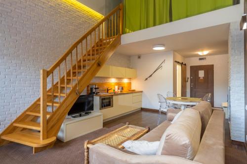 RentPlanet - Szosa Czeska, Szklarska Poręba (foto 6)