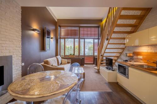 RentPlanet - Szosa Czeska, Szklarska Poręba (foto 3)