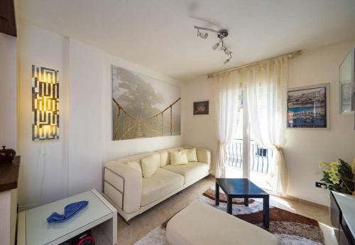  Modern apartment BUBU CASA in Borgonovo di Mezzanego