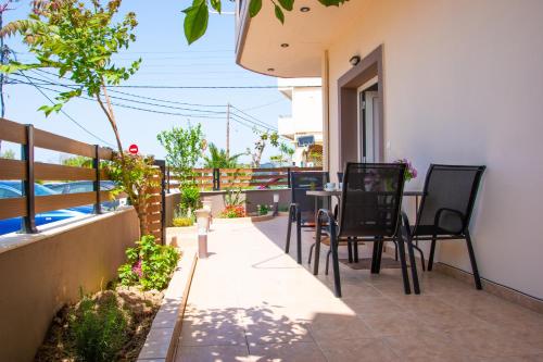 Beautiful, Brand New Apartment with Courtyard., Heraklion (foto 2)