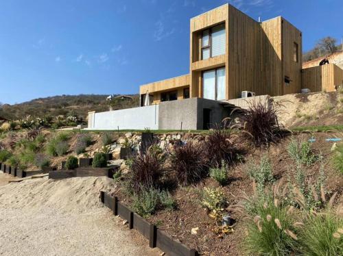 Casa con Piscina y terrazas in Lagunila