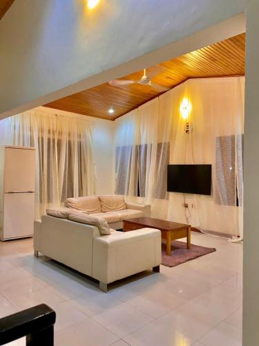 GHouse - Accra GHouse - Accra