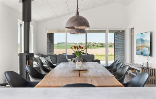  5 Bedroom Gorgeous Home In Samsø in Nordby