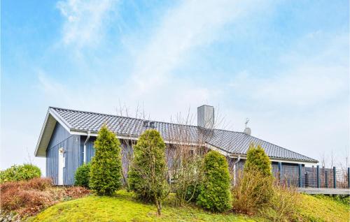 Lovely Home In Hadsund With Kitchen