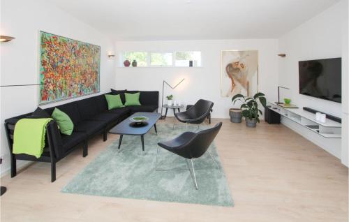 Beautiful Home In Samsø With Kitchen in Ballen