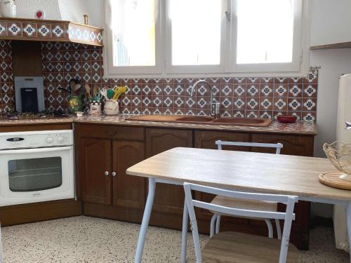 Appartement Balaruc-les-Bains 3 pièces 4 personnes - FR-1-553-136 - image 9